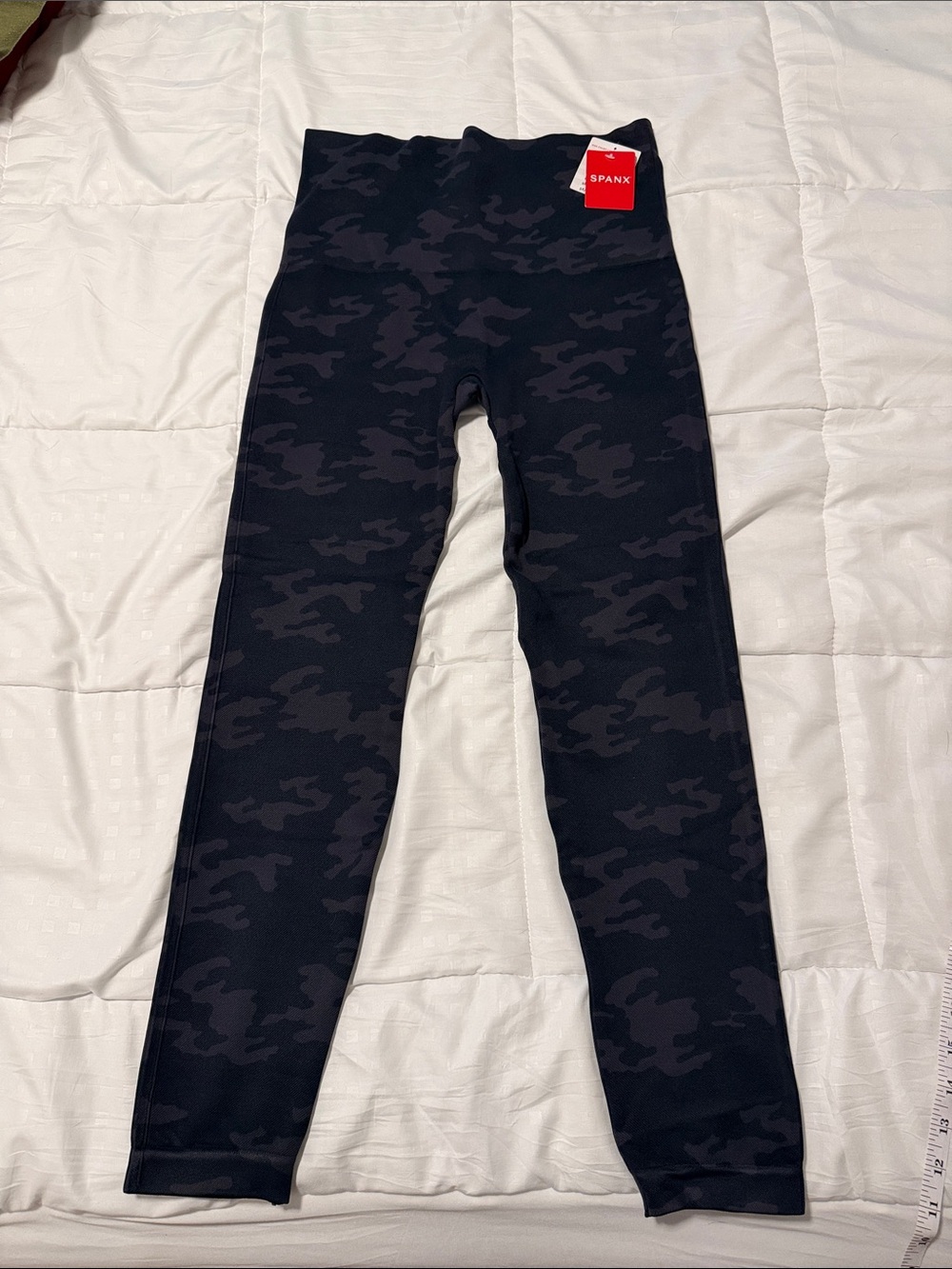SPANX Look At Me Now Black Camo Seamless Leggings XL NWT